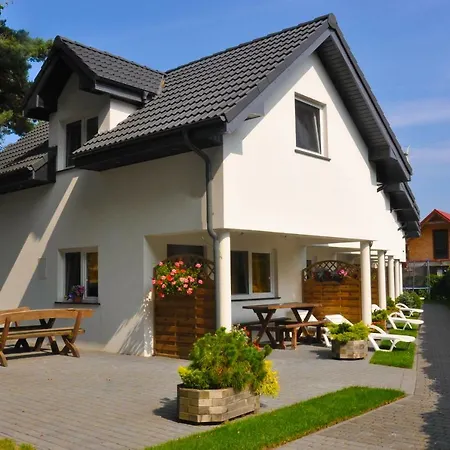 Ferienhaus Holiday Home Domki Raj Jaroslawiec Exterior photo